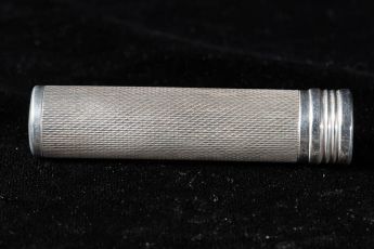 Lippenstiftbehälter