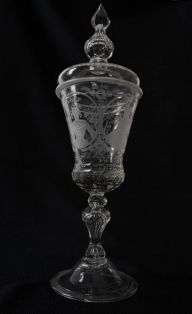 Prunkpokal mit den vier Jahreszeiten