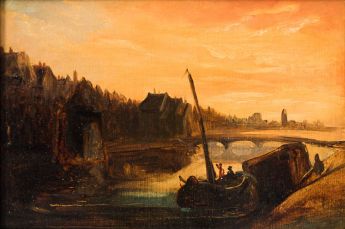 Kanal mit Brücke am Stadtrand