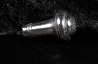 Regenschirm- oder Parasolknopf