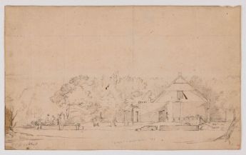 Zerstörter Bauernhof vor einem Waldrand